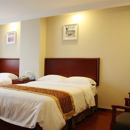 Greentree Inn Xinjiang Fukang Fukang Business Hotel Changji Εξωτερικό φωτογραφία