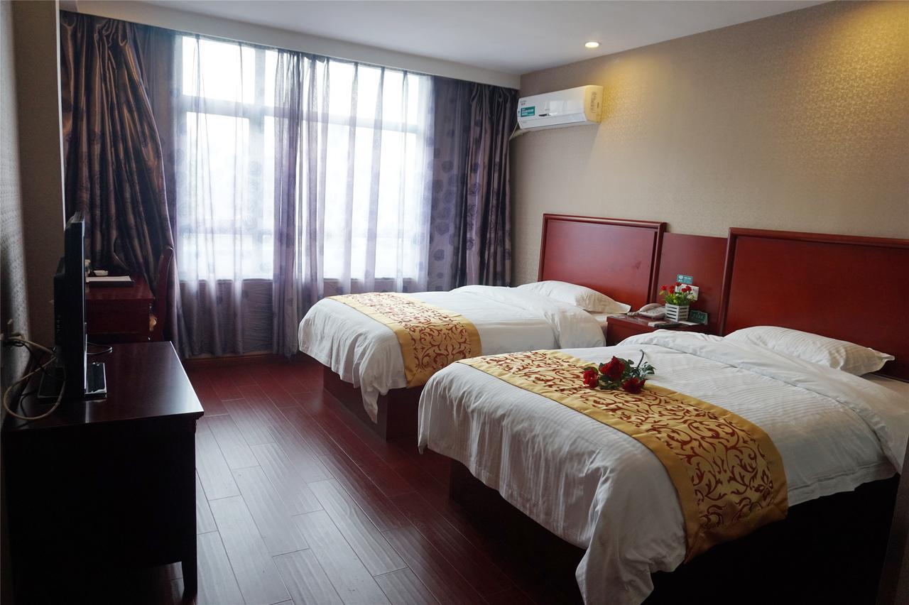 Greentree Inn Xinjiang Fukang Fukang Business Hotel Changji Εξωτερικό φωτογραφία